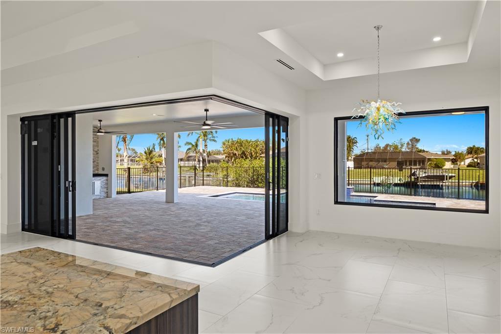 Listing images