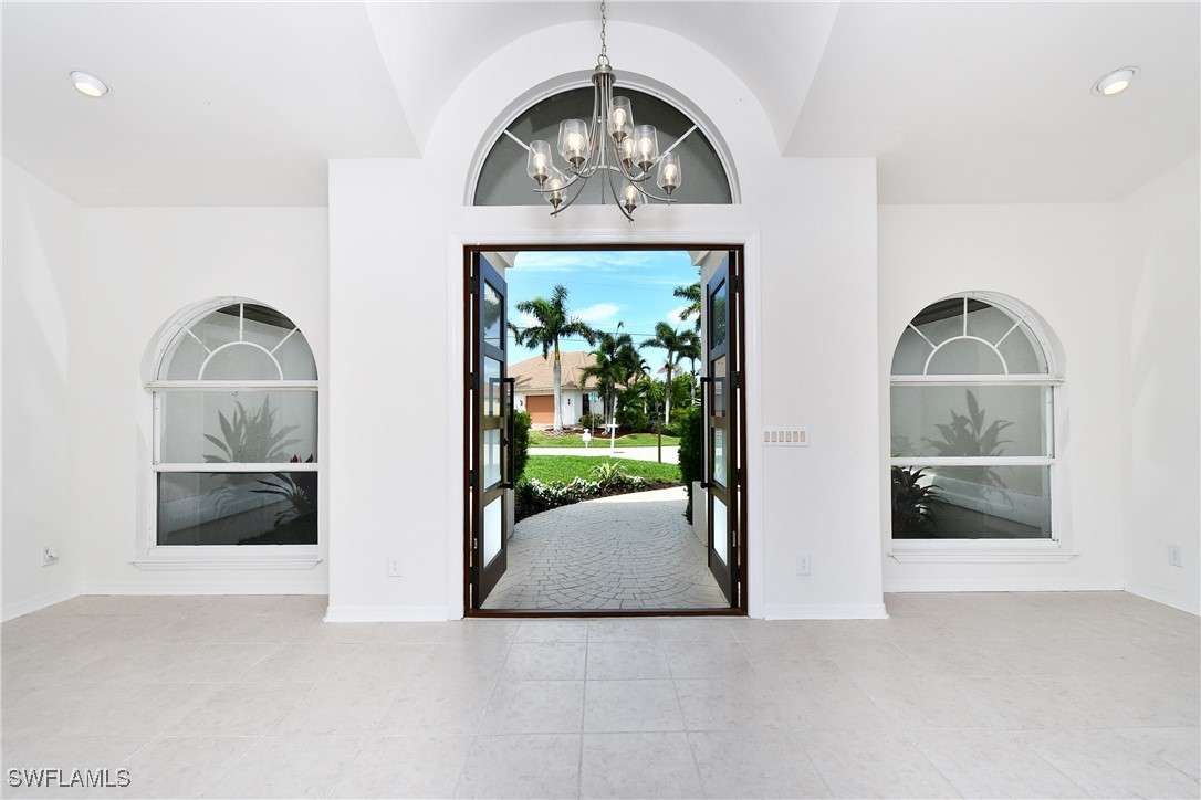 Listing images