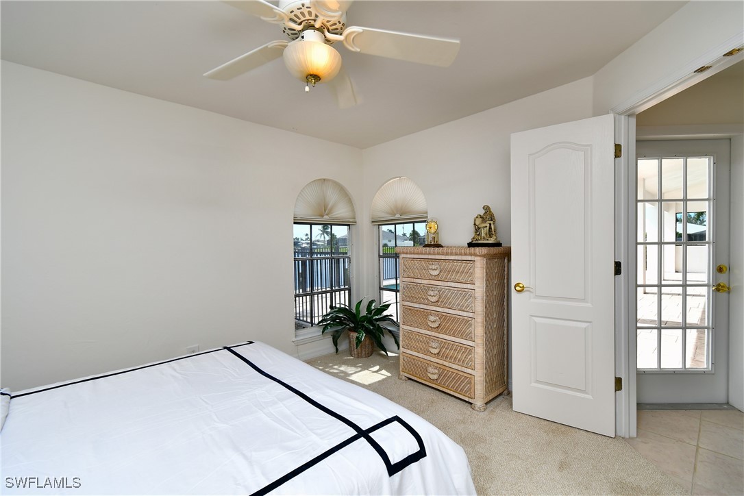 Listing images