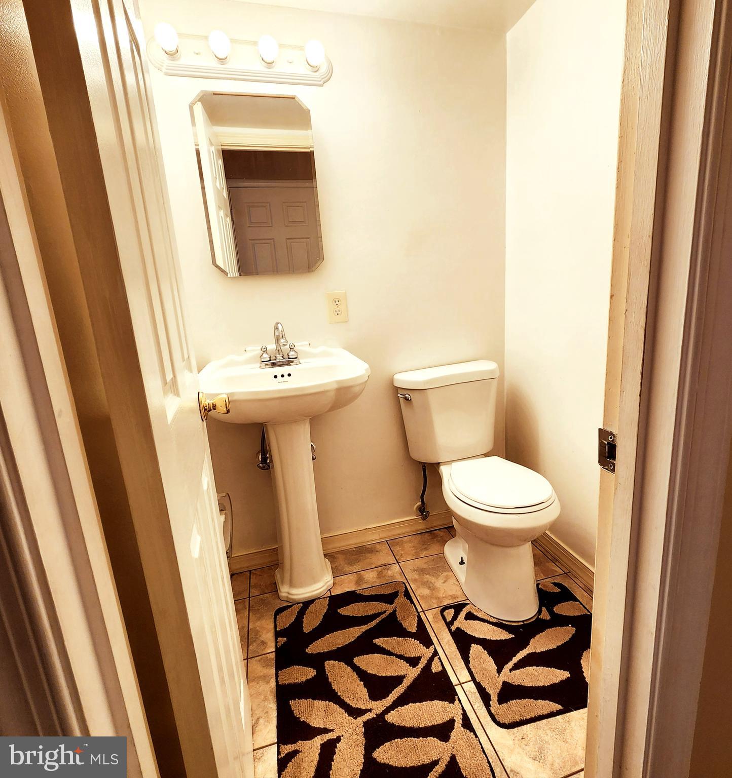 Listing images
