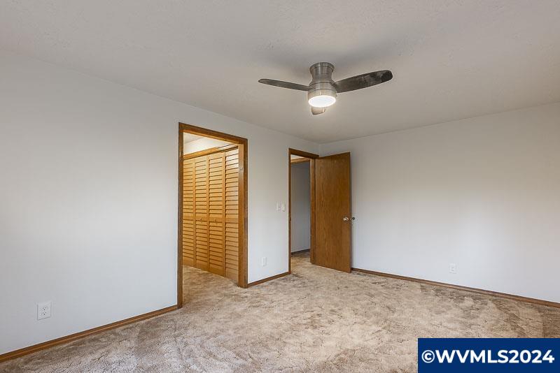 Listing images