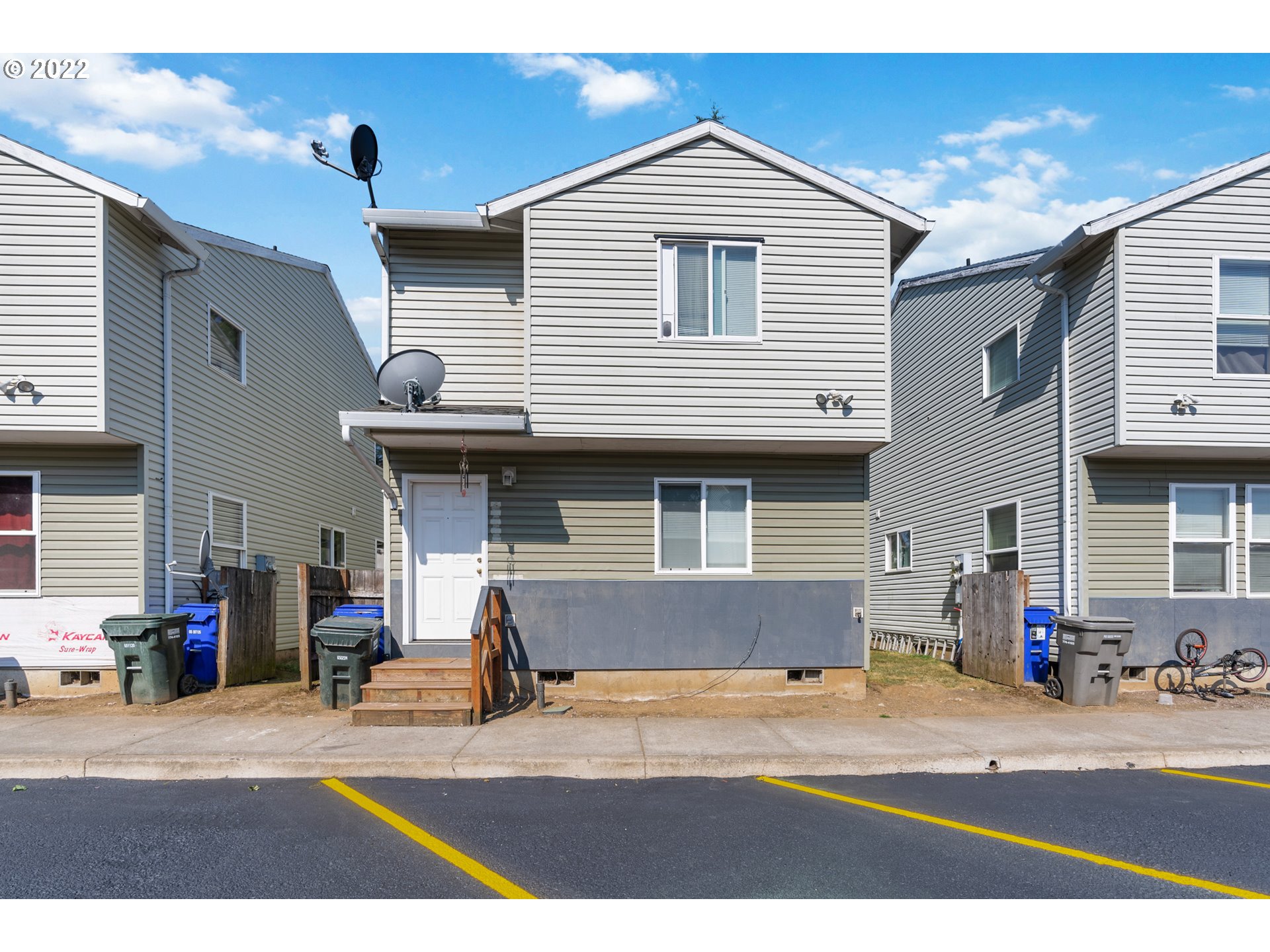 Listing images