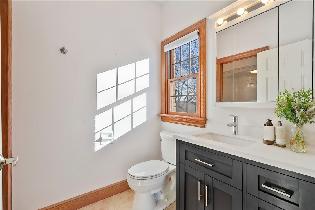Listing images