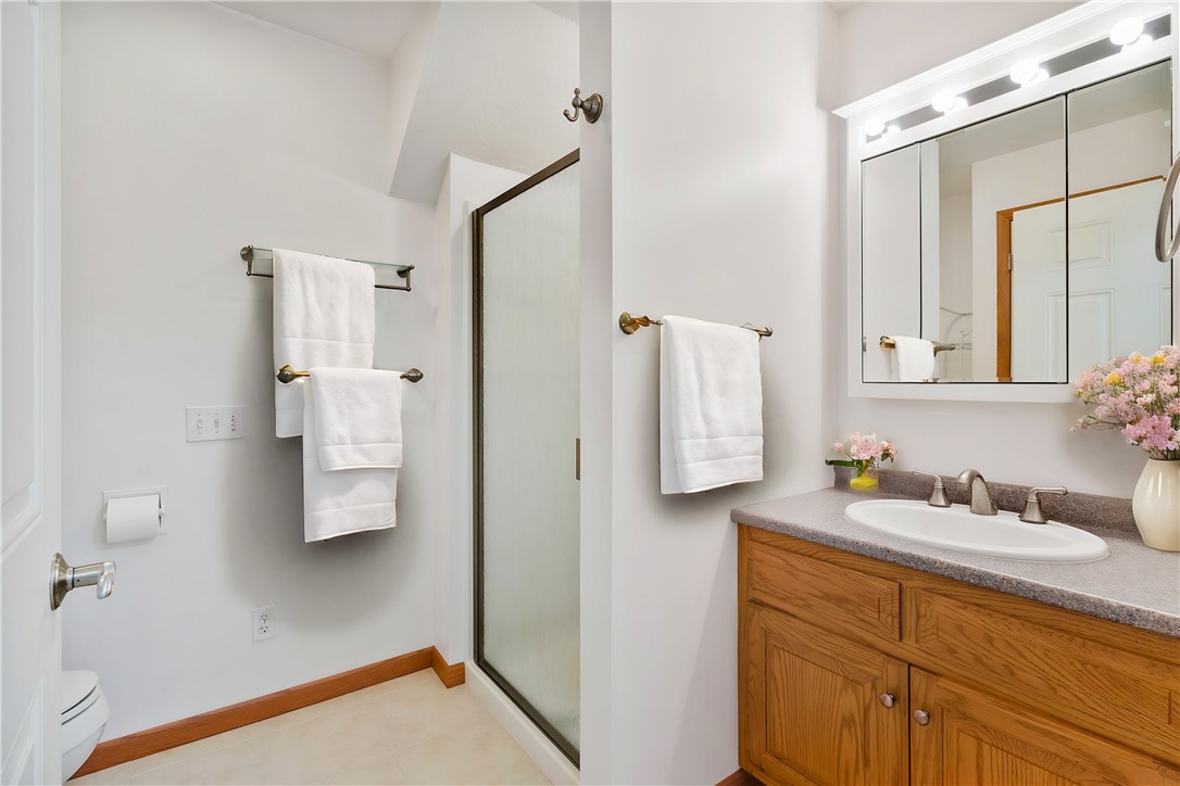 Listing images