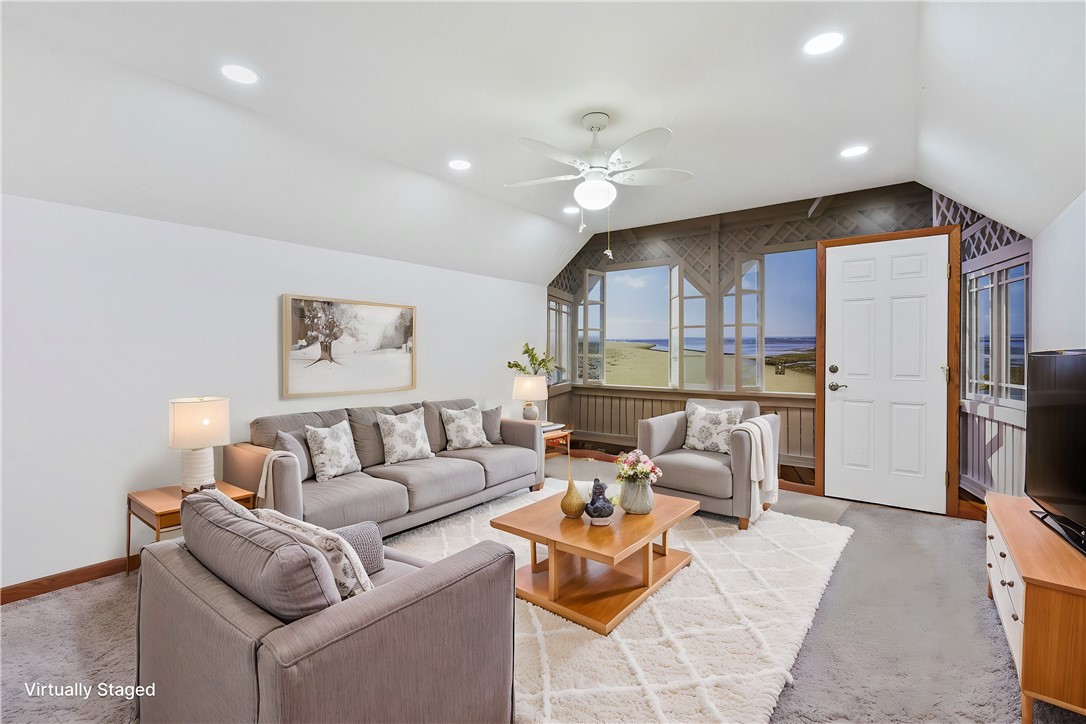 Listing images