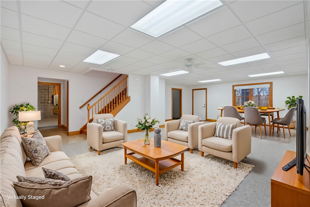 Listing images