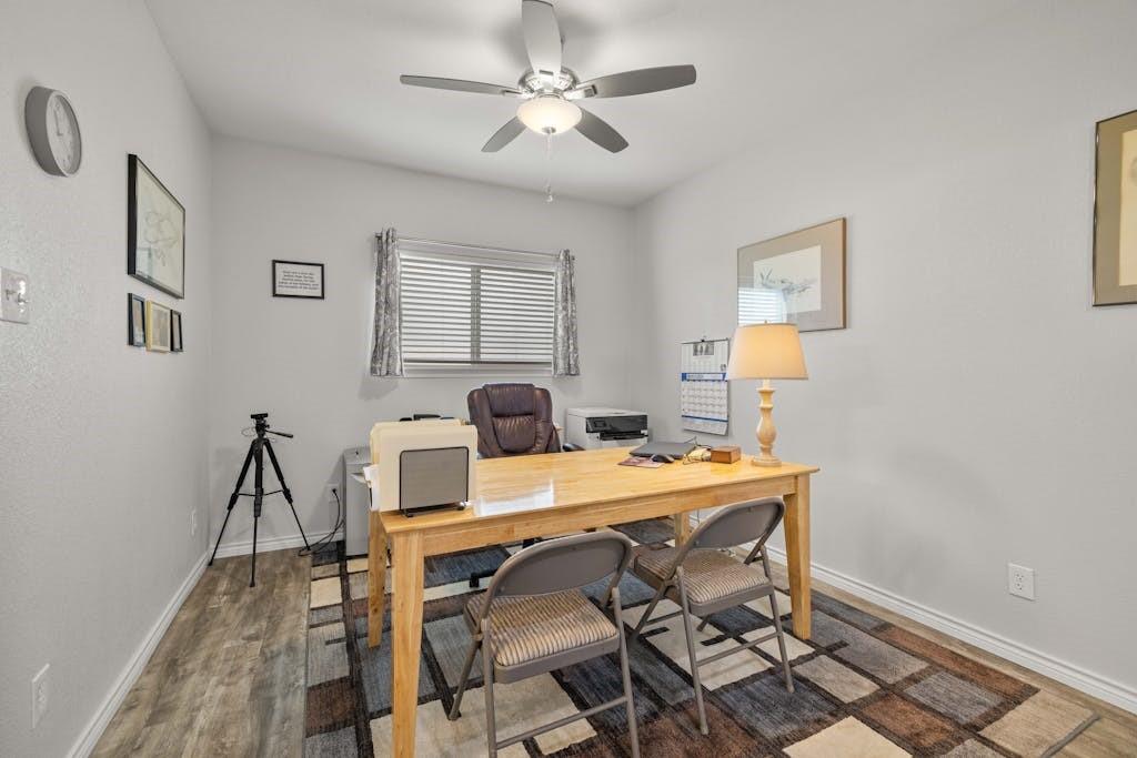 Listing images