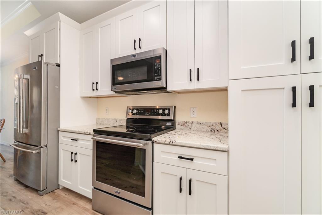 Listing images