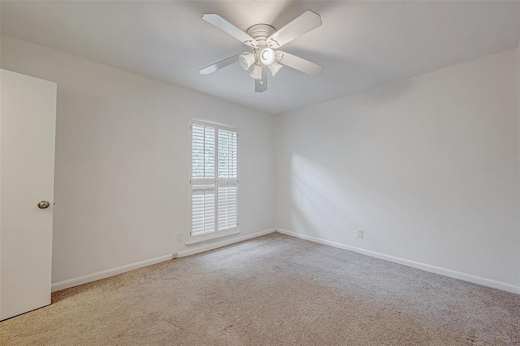Listing images