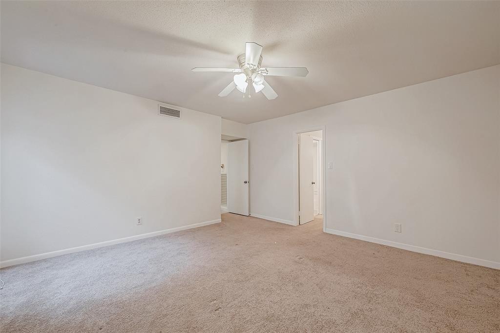 Listing images