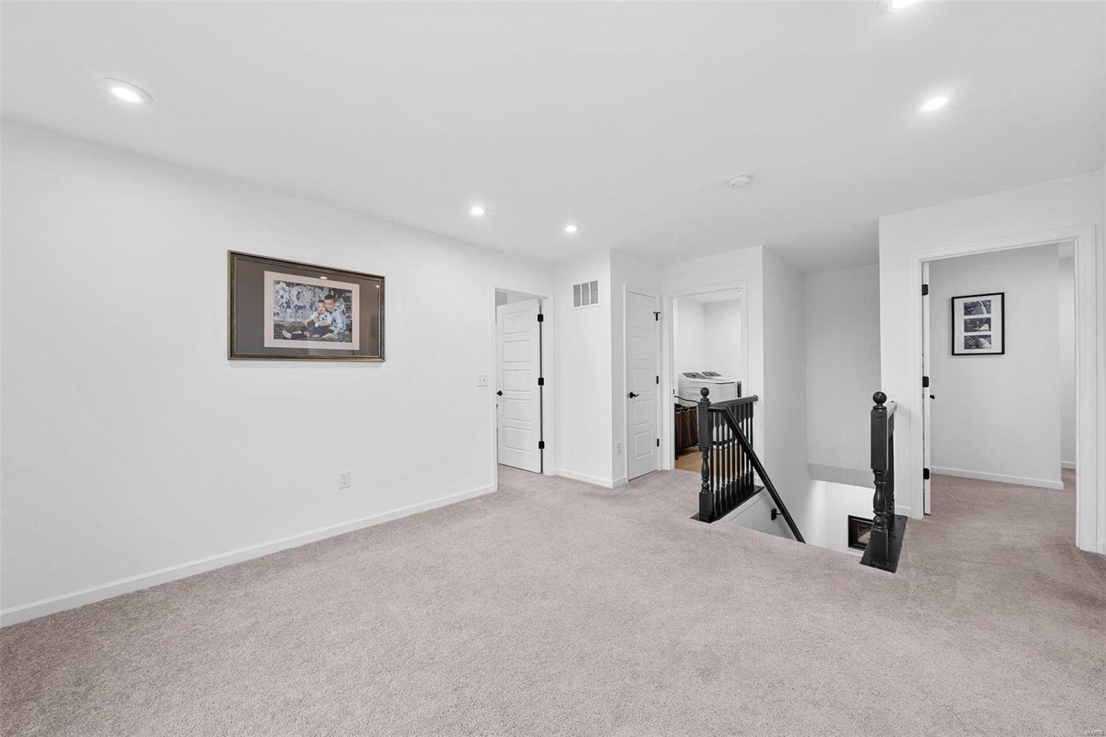 Listing images