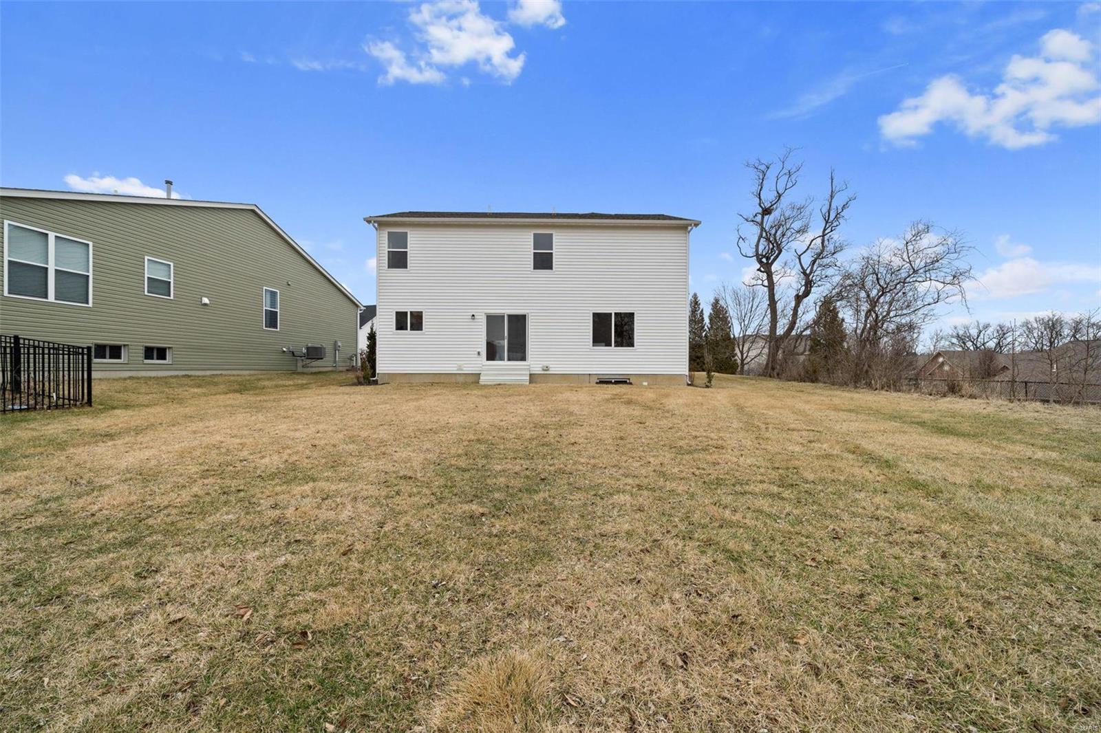 Listing images