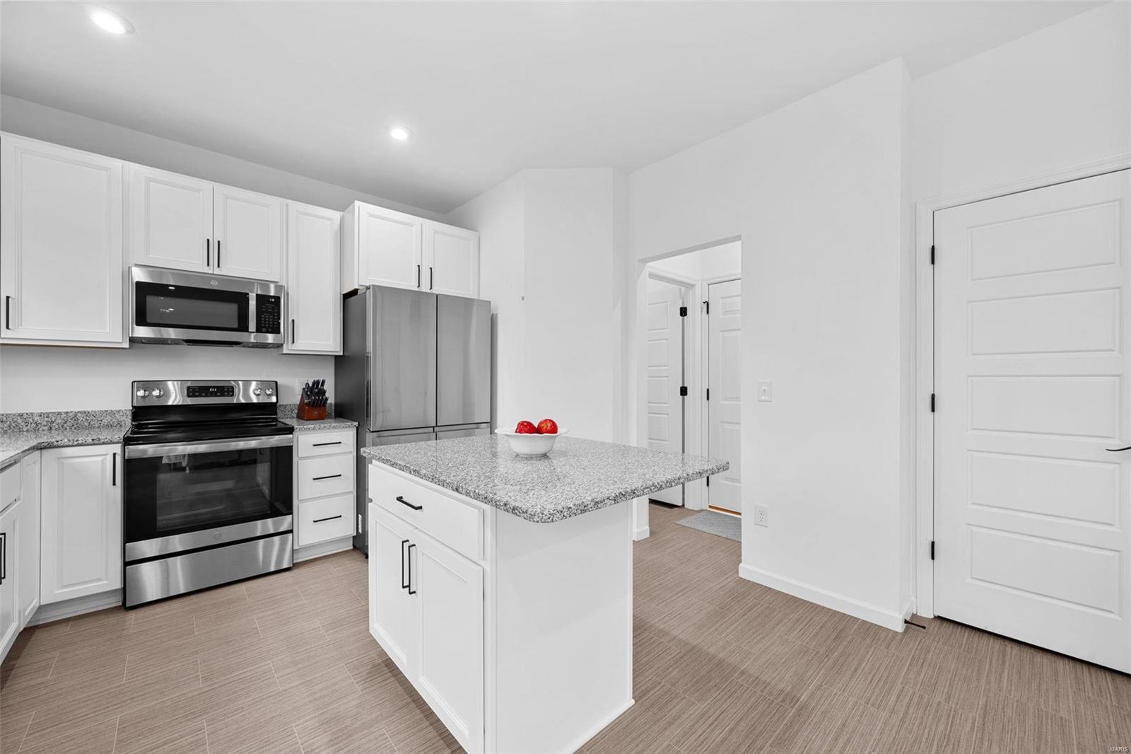 Listing images