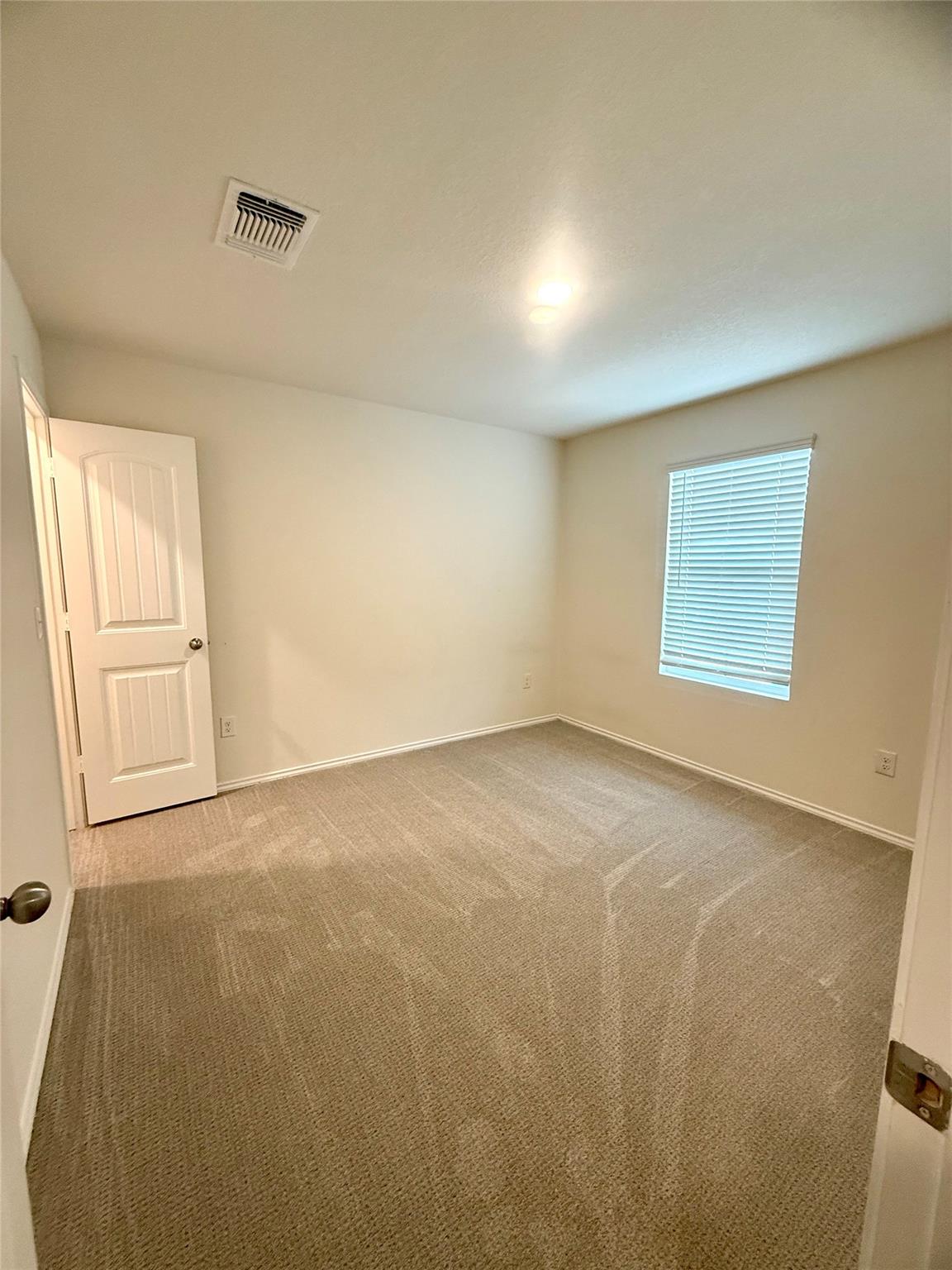 Listing images