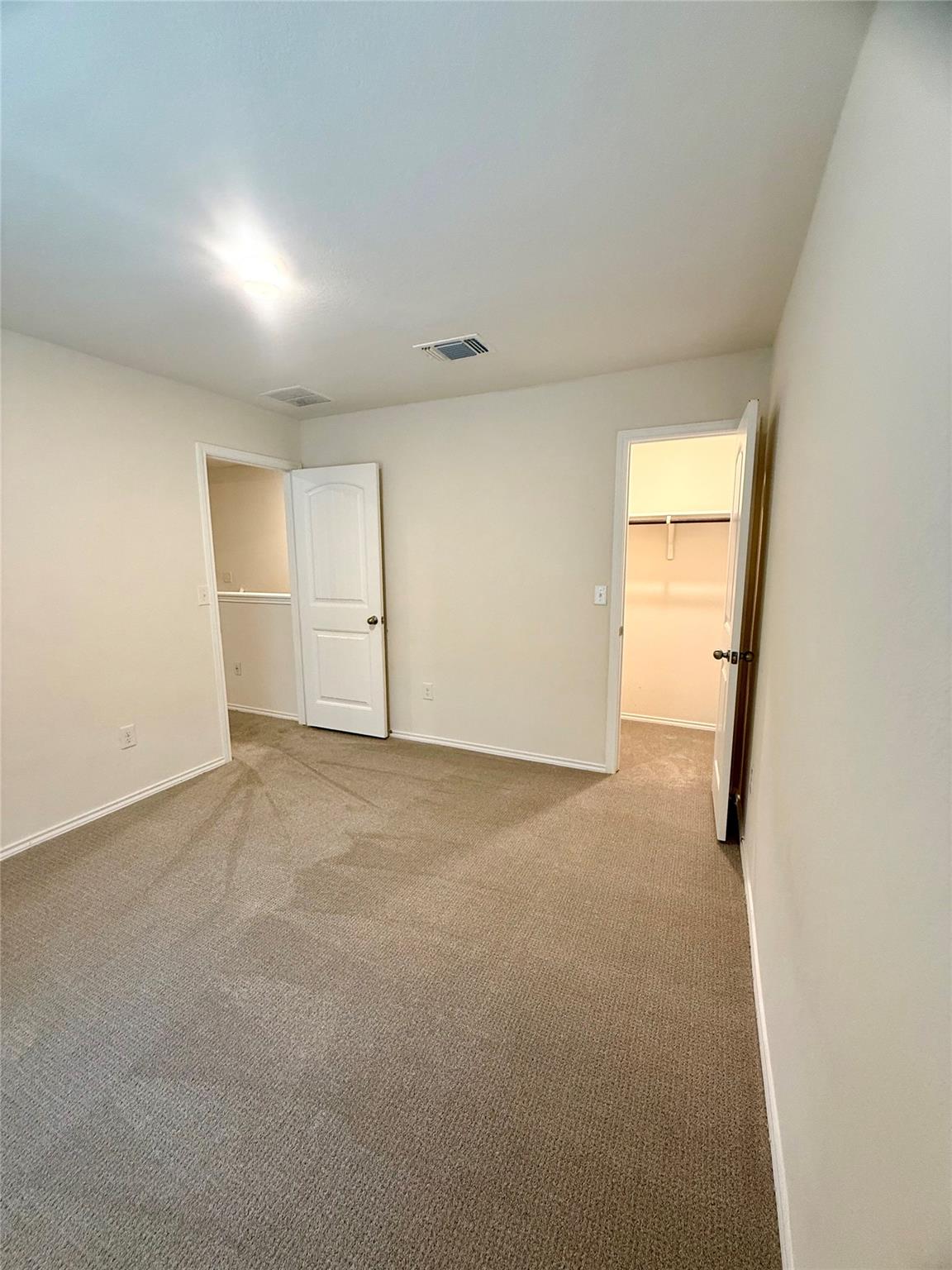 Listing images