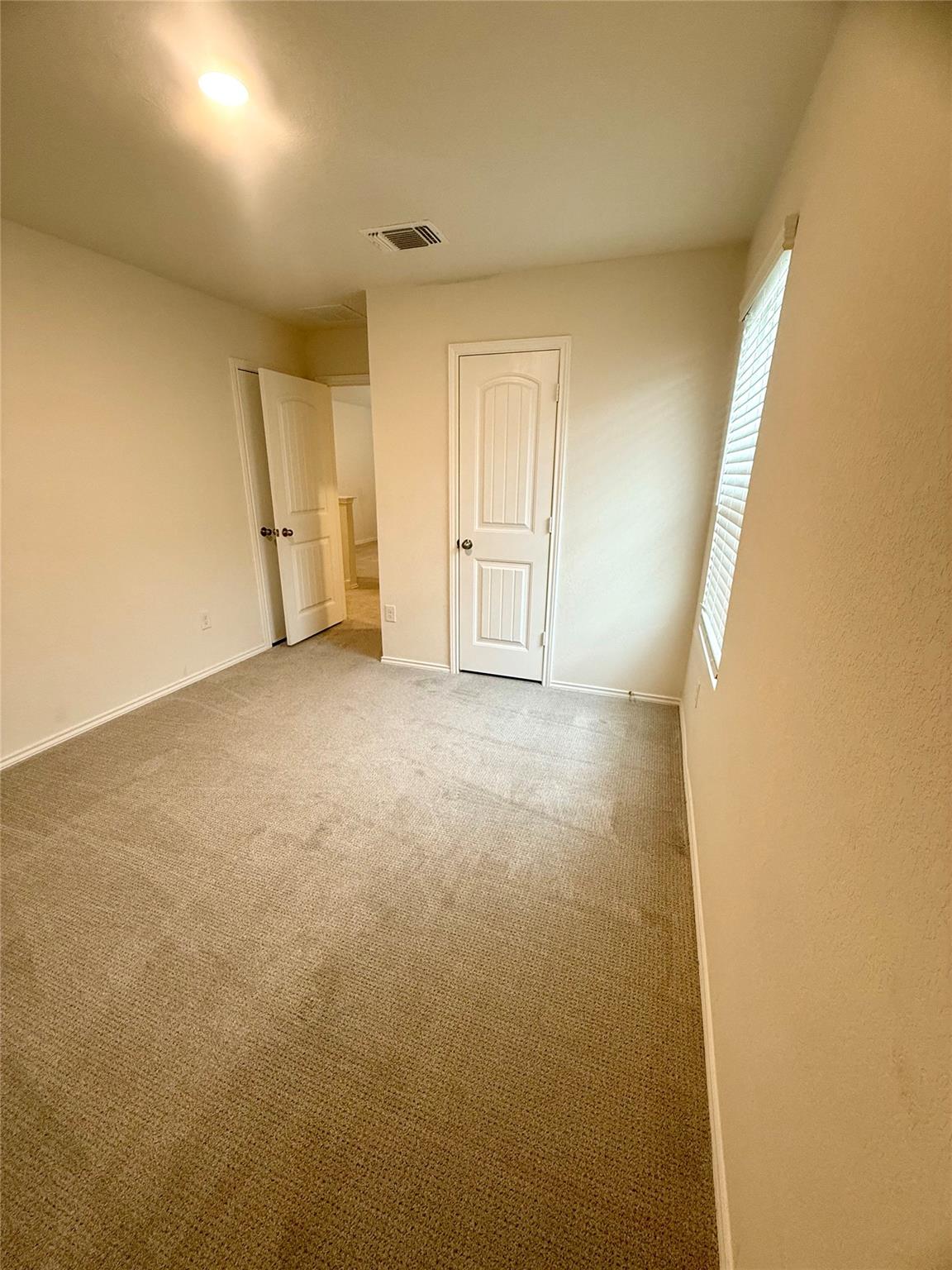 Listing images