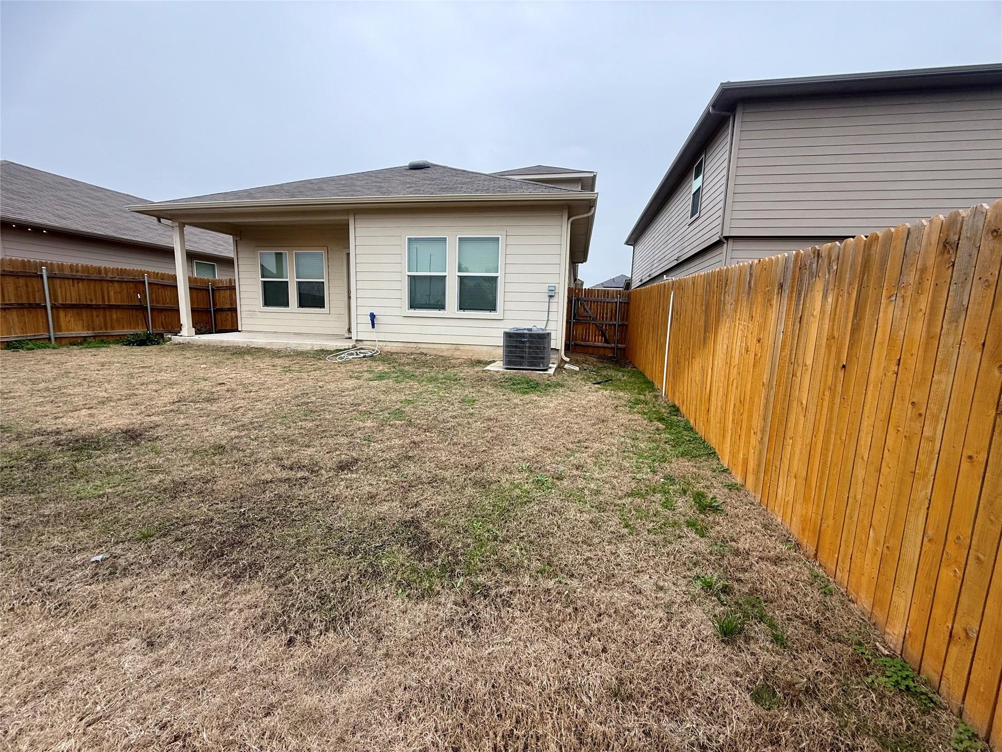 Listing images