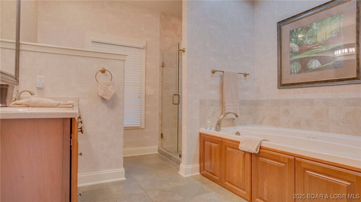 Listing images