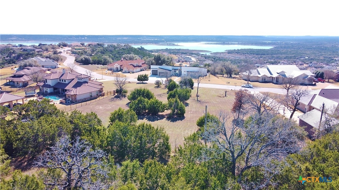 Listing images