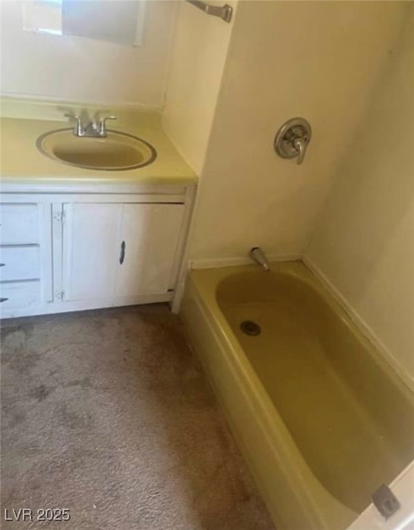 Listing images