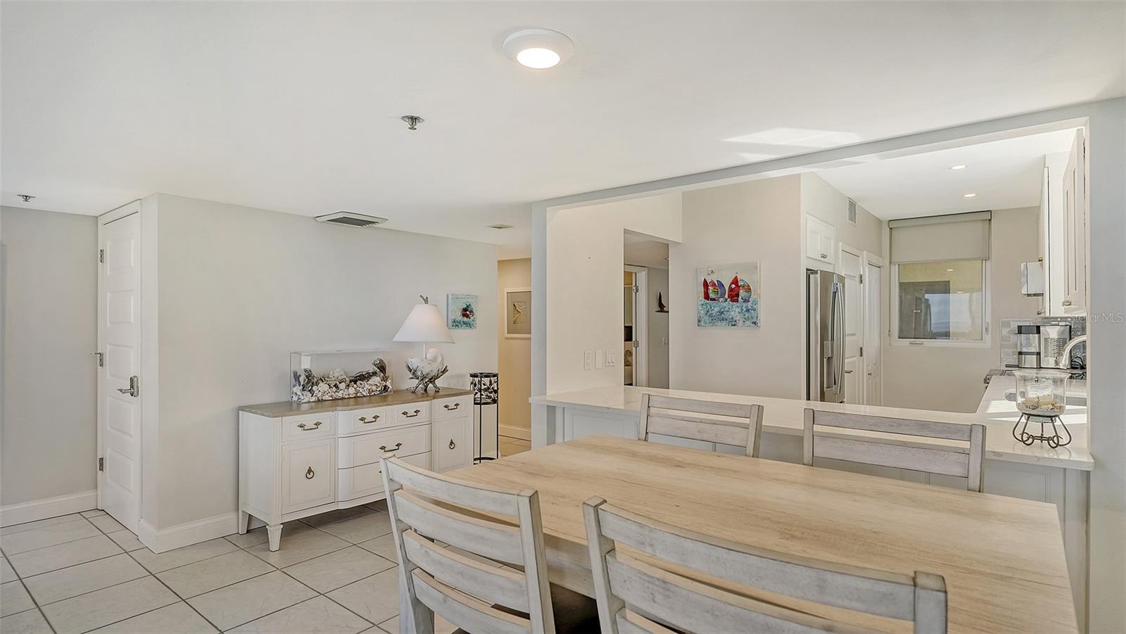 Listing images