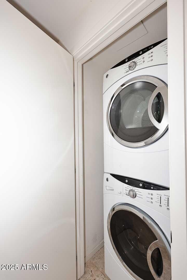 Listing images