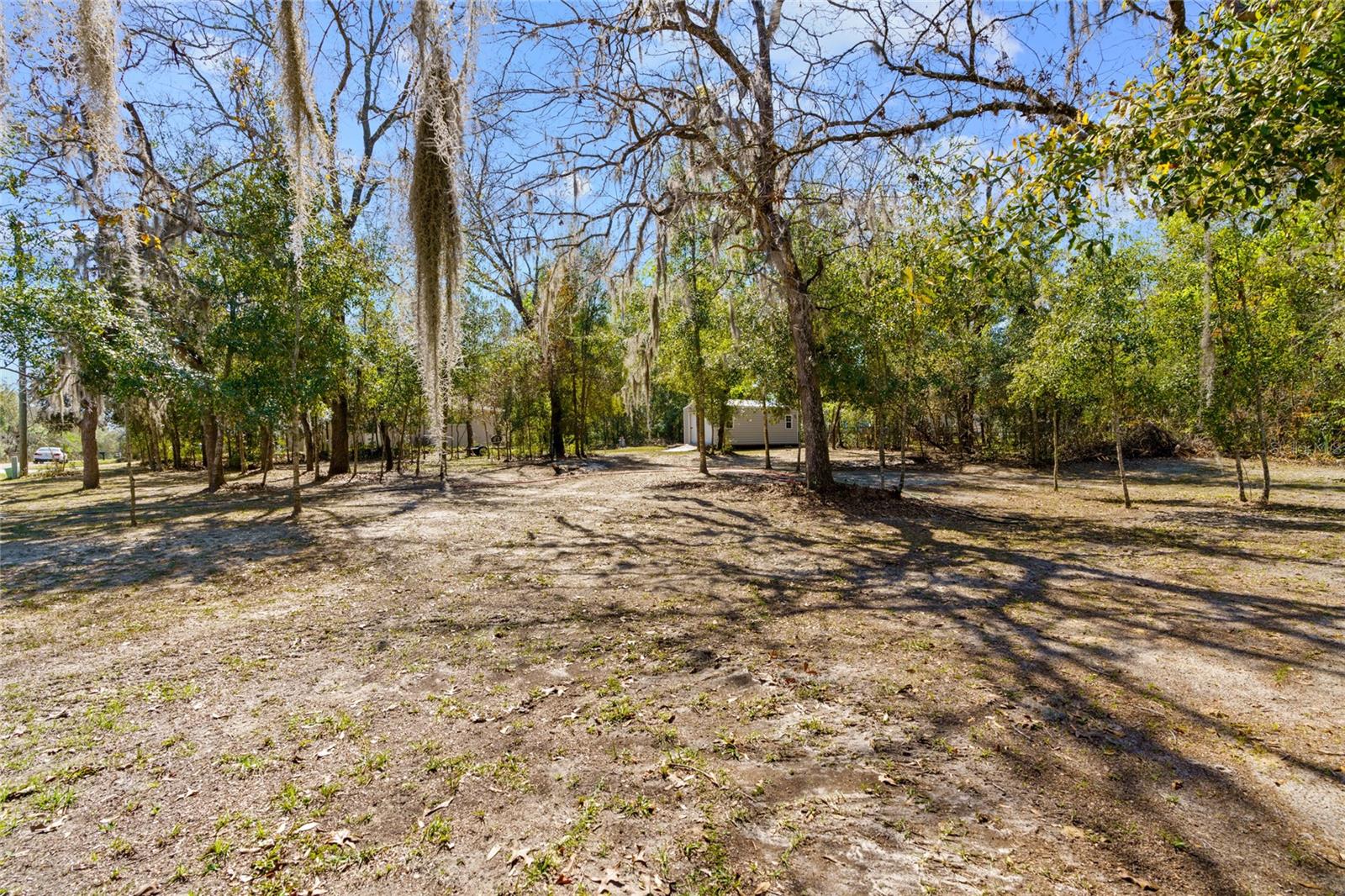 Listing images