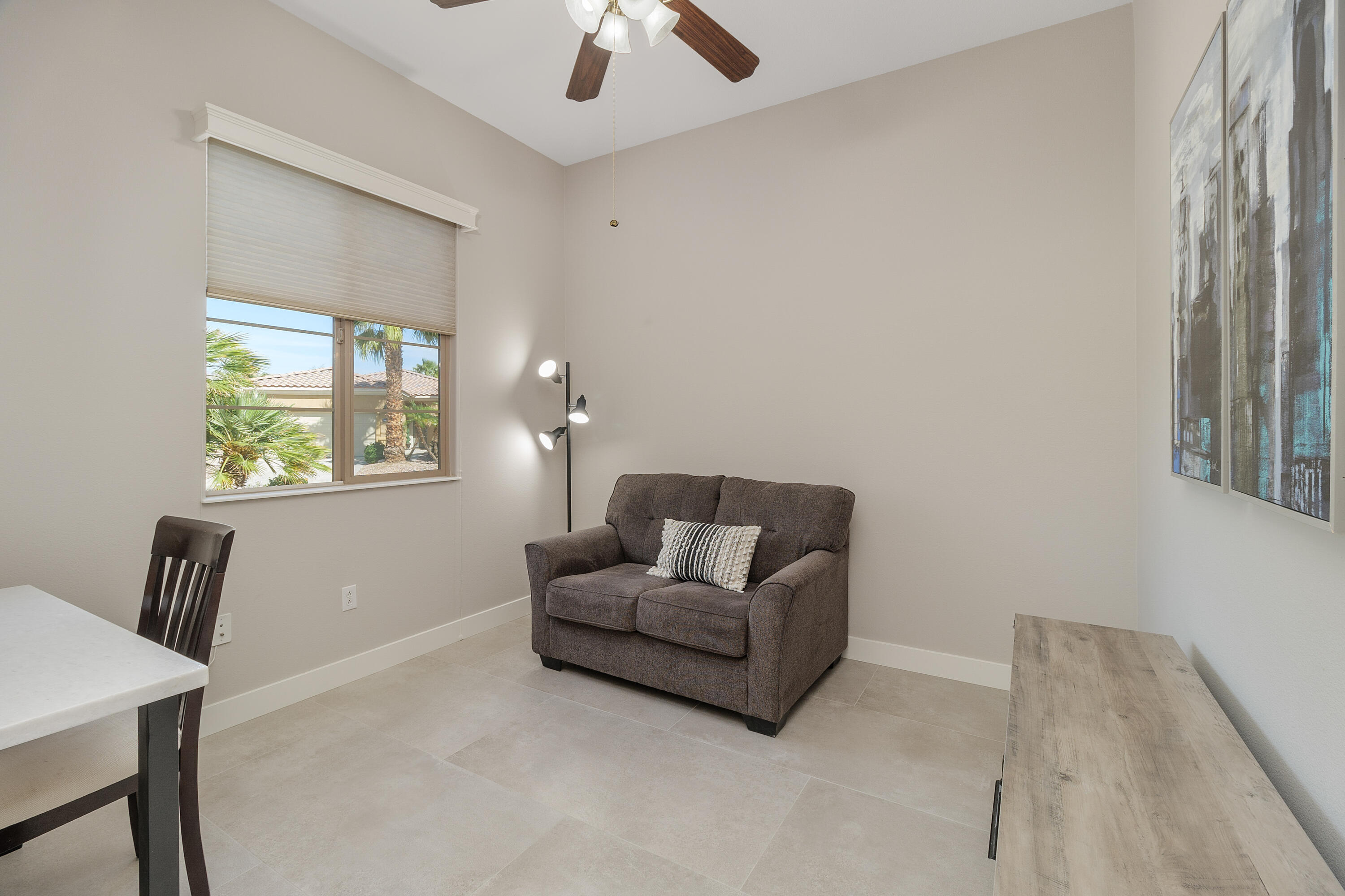 Listing images