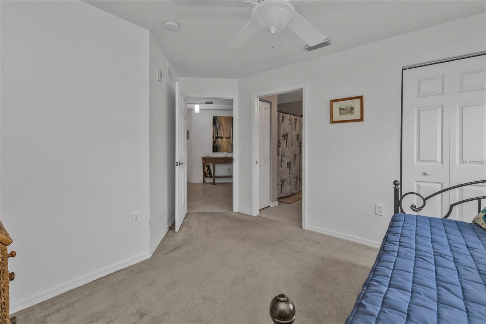 Listing images