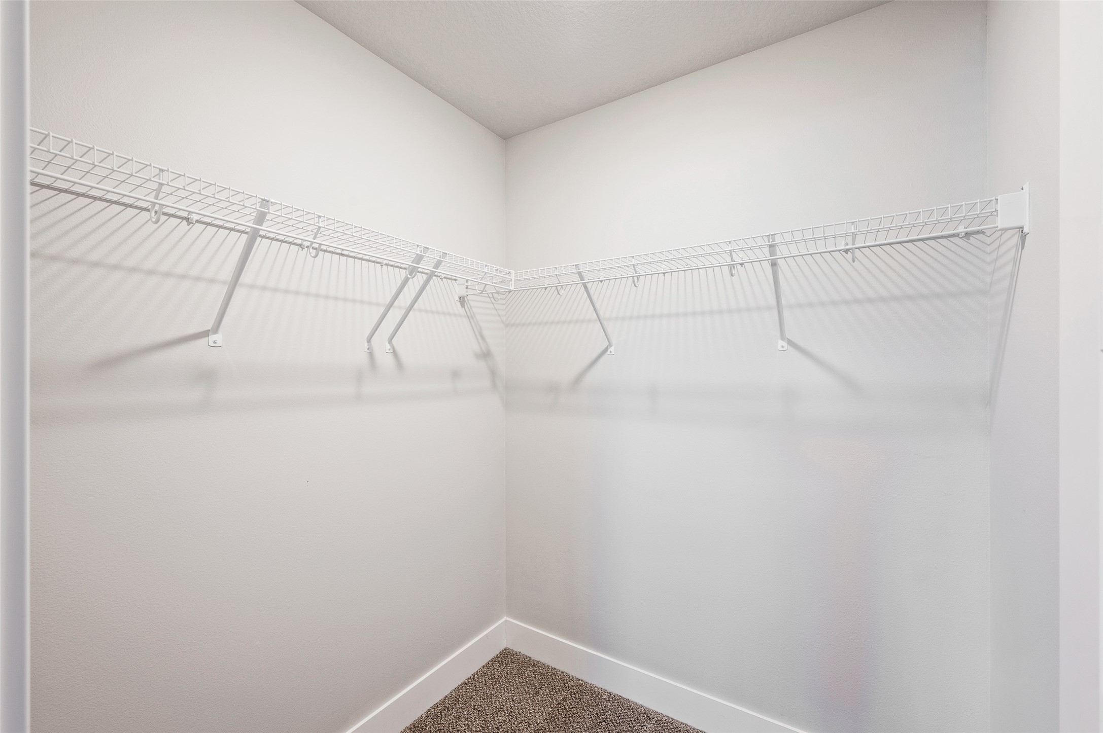 Listing images