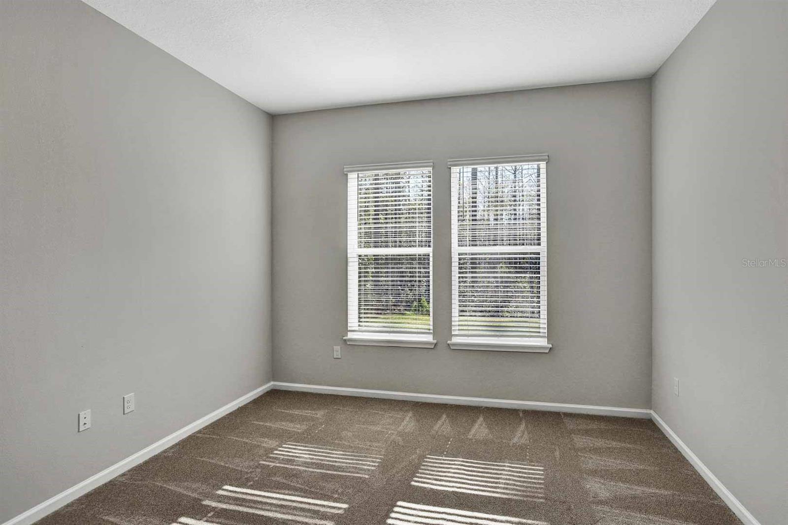 Listing images