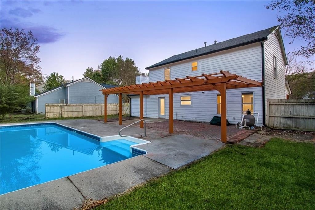 Listing images