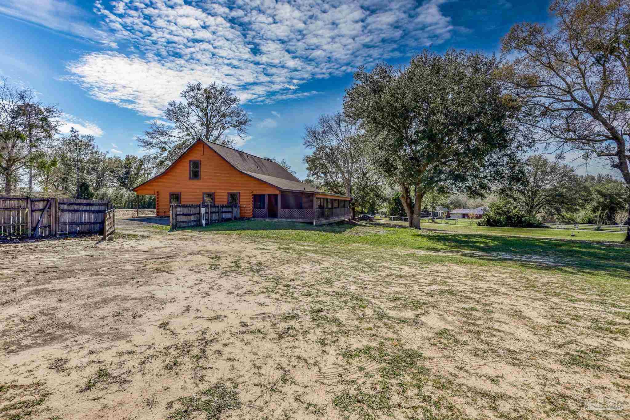 Listing images