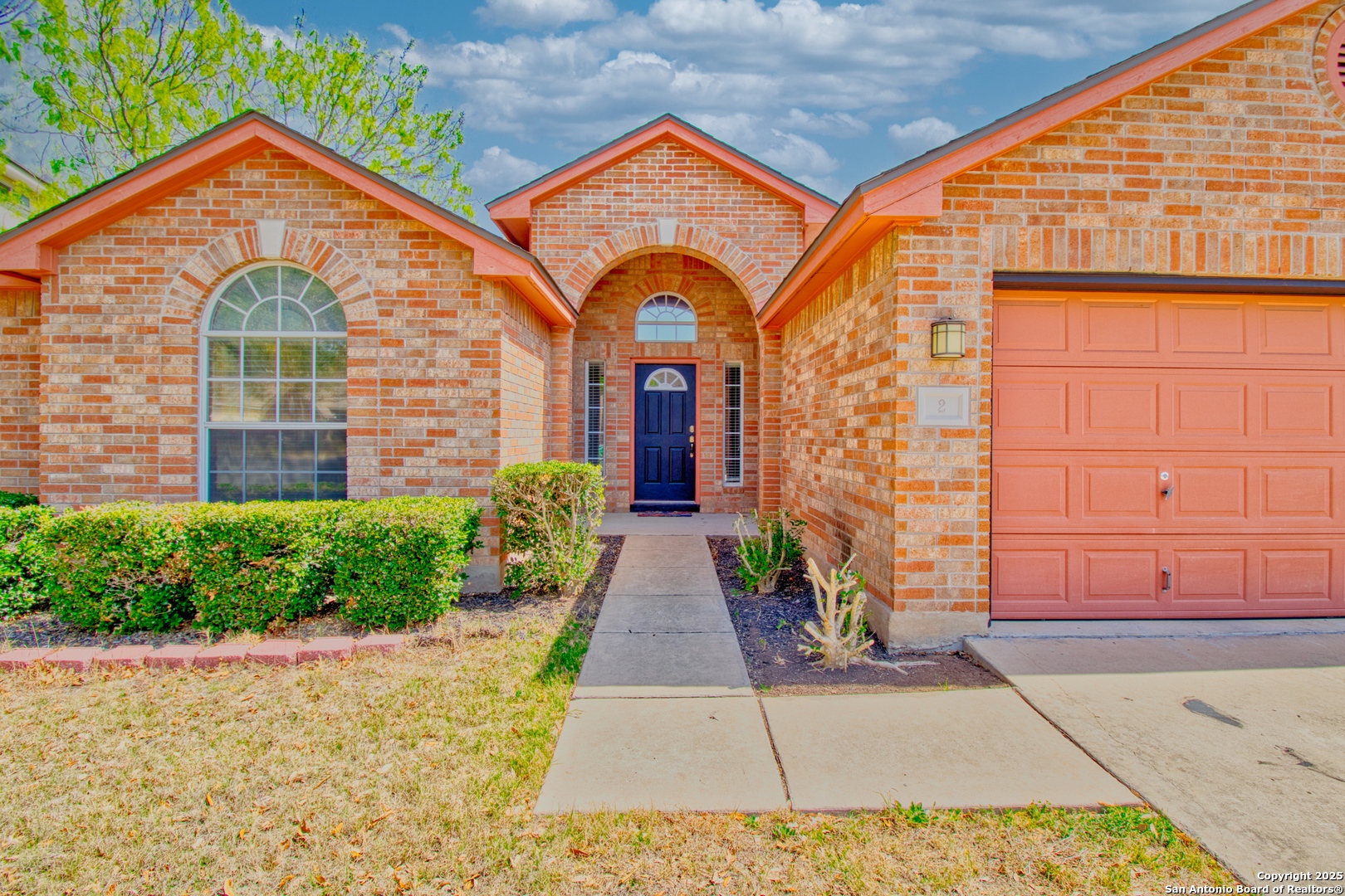 Listing images