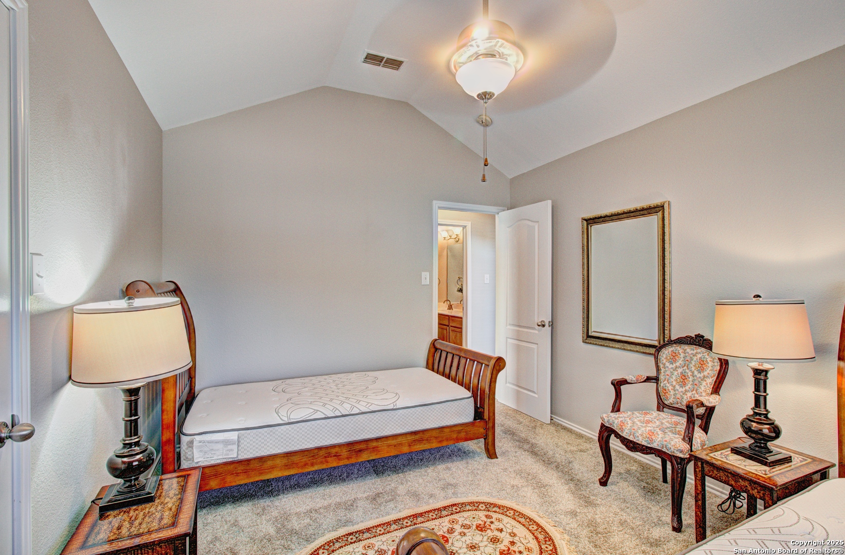 Listing images