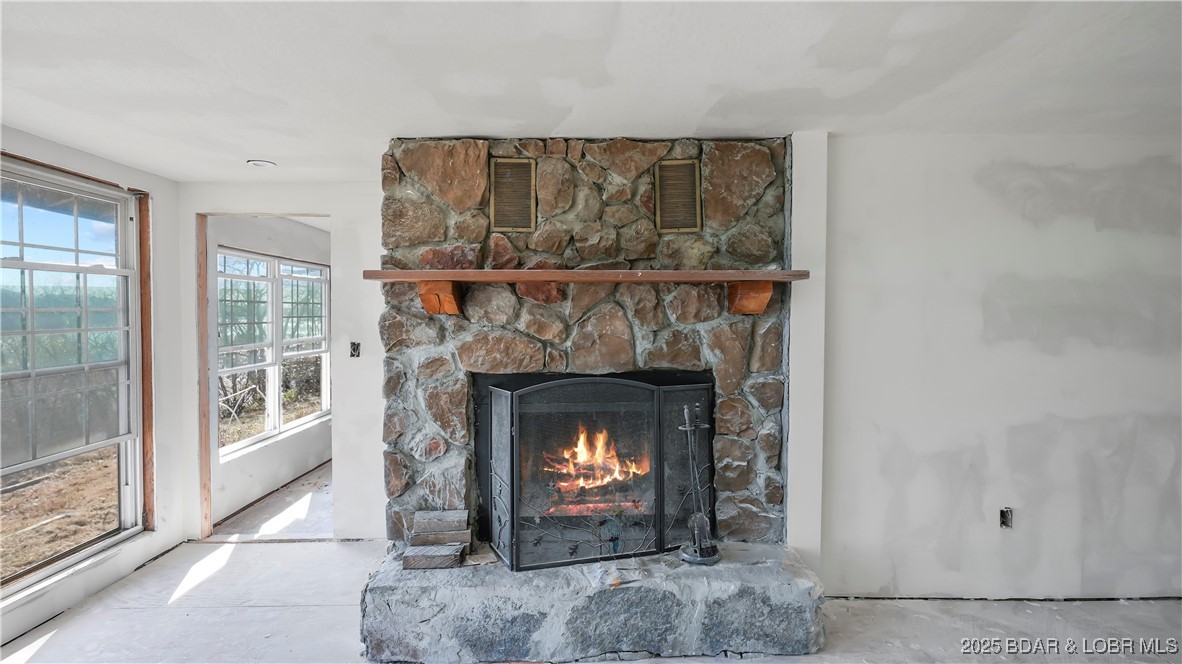 Listing images
