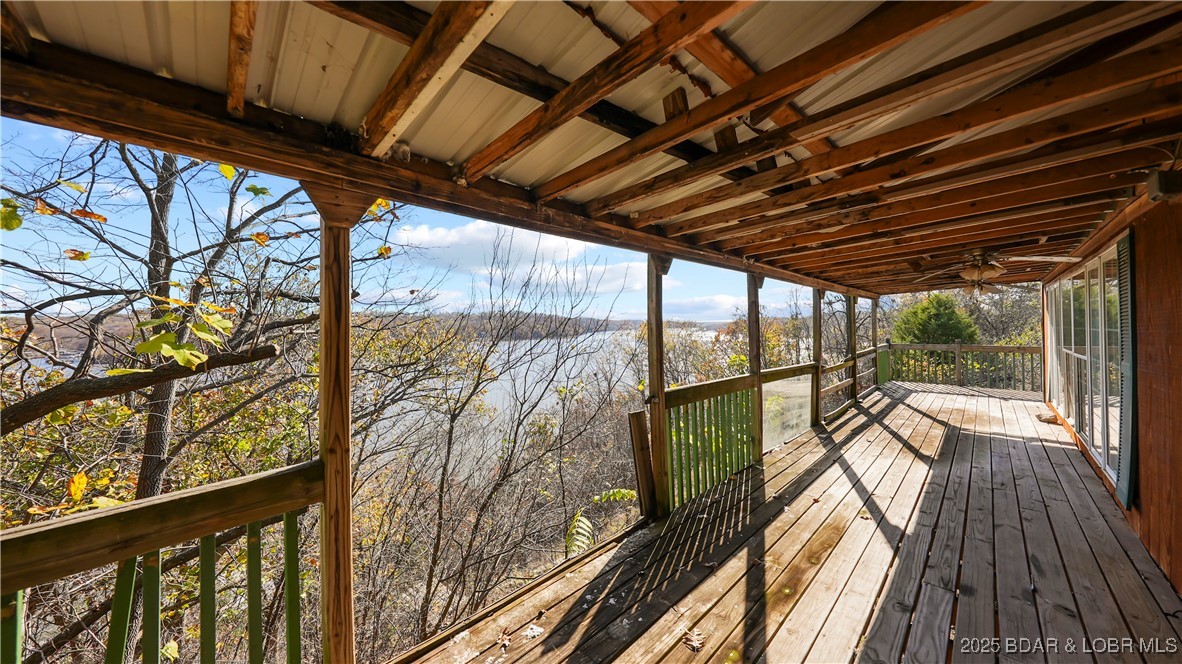 Listing images