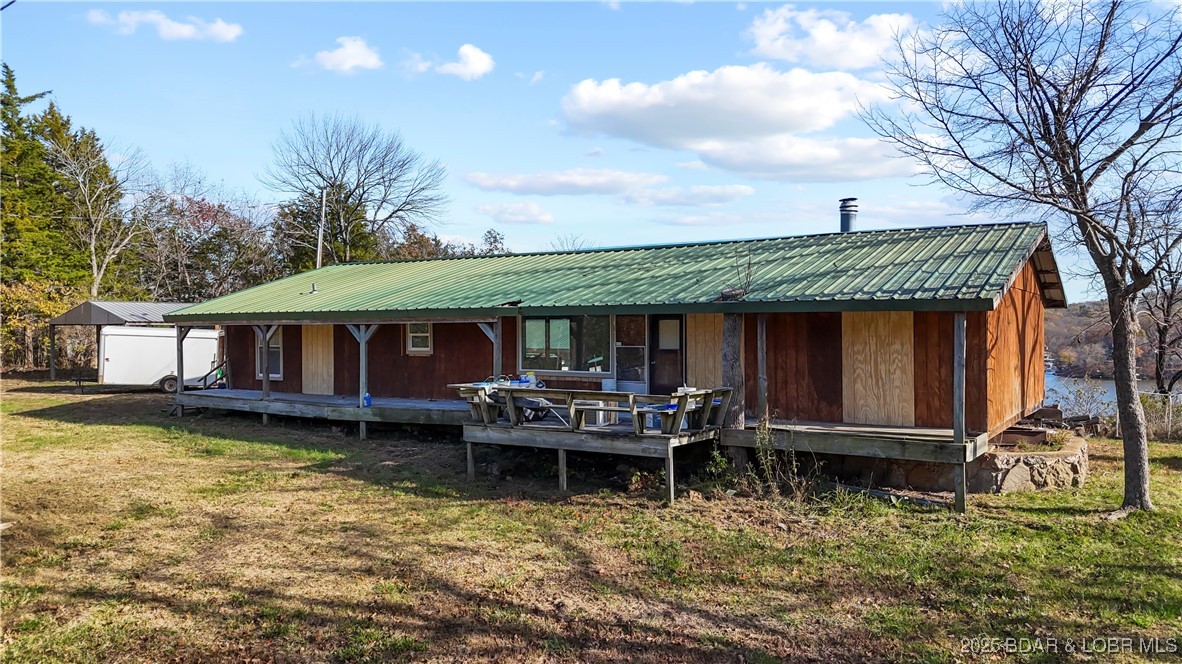 Listing images