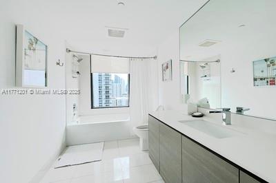 Listing images