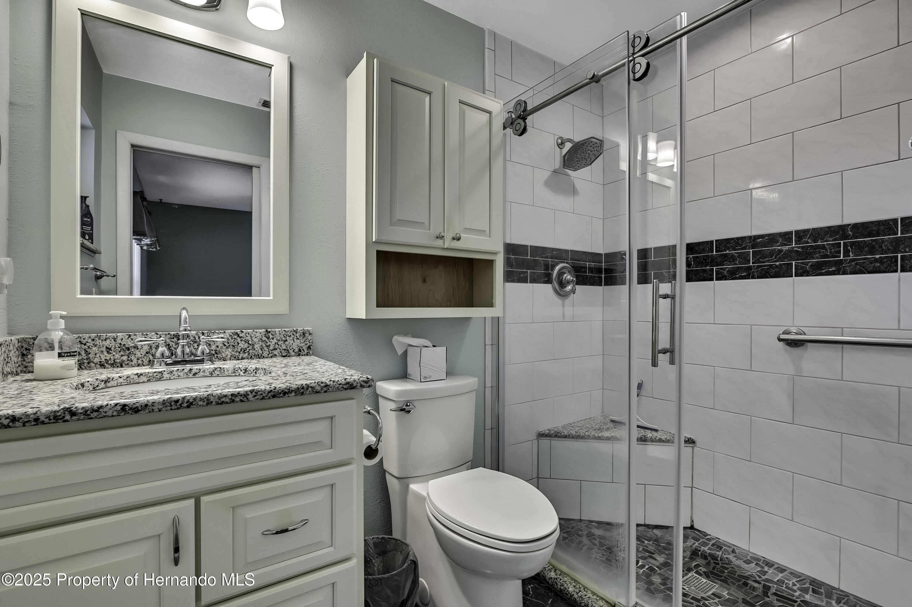 Listing images