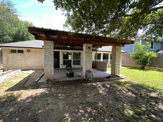 Listing images