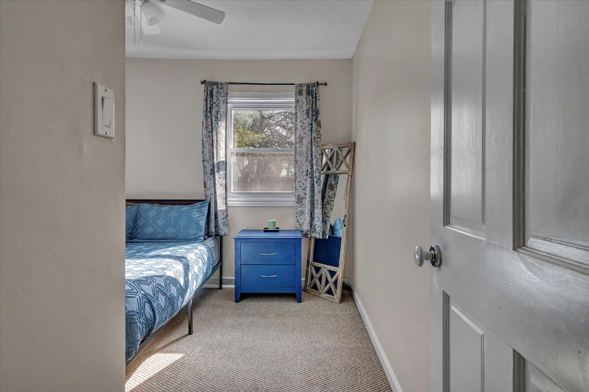 Listing images