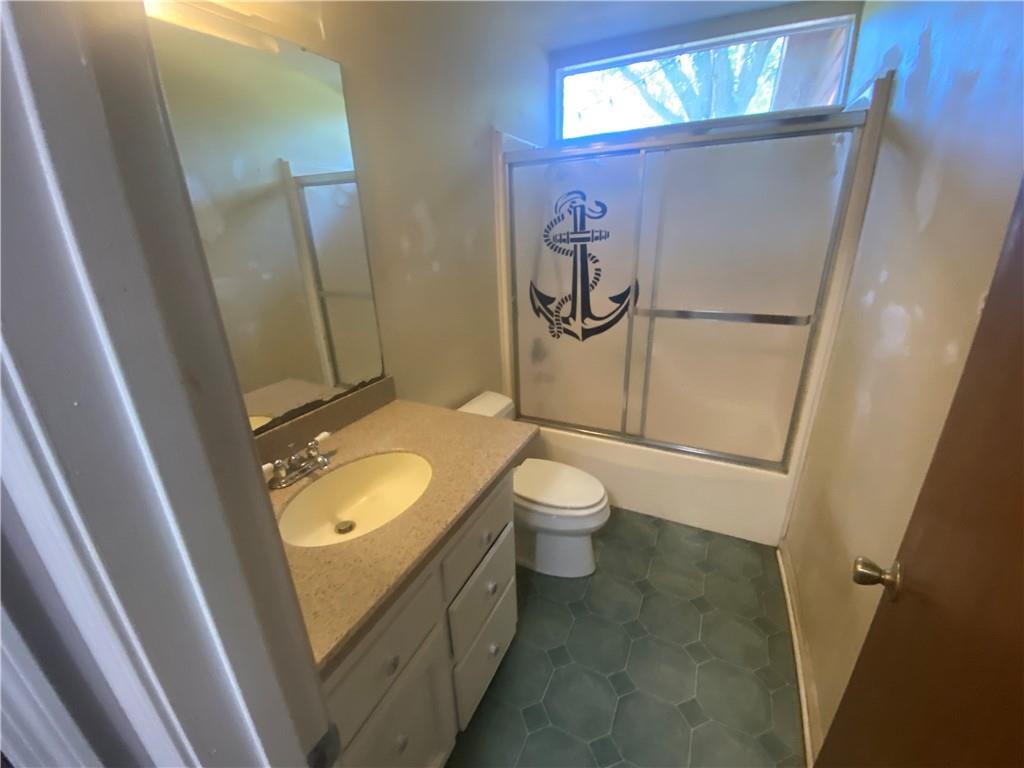 Listing images