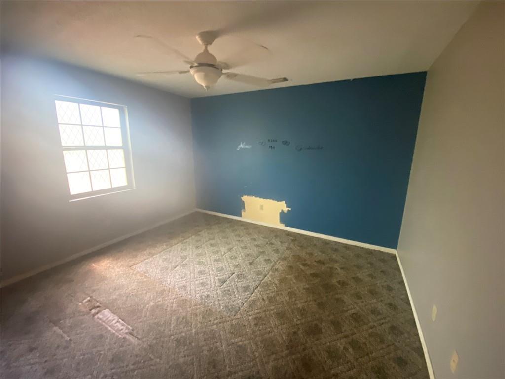 Listing images