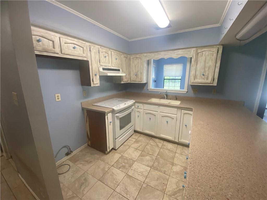 Listing images