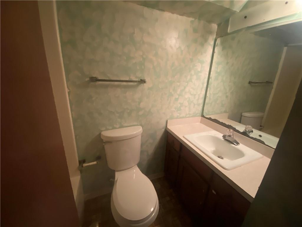 Listing images
