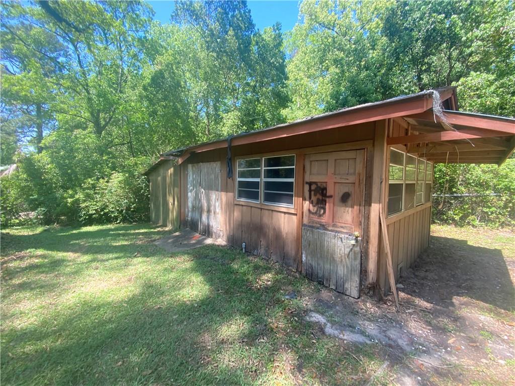 Listing images