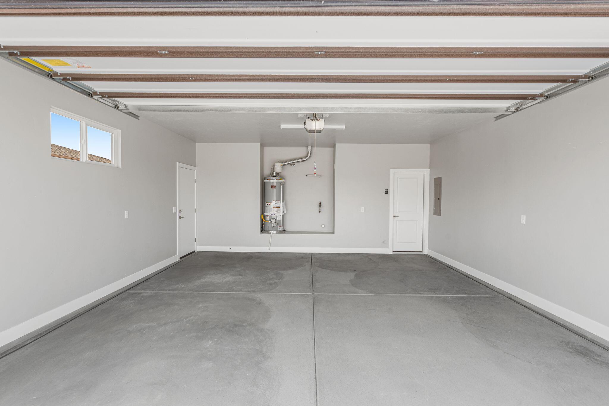 Listing images