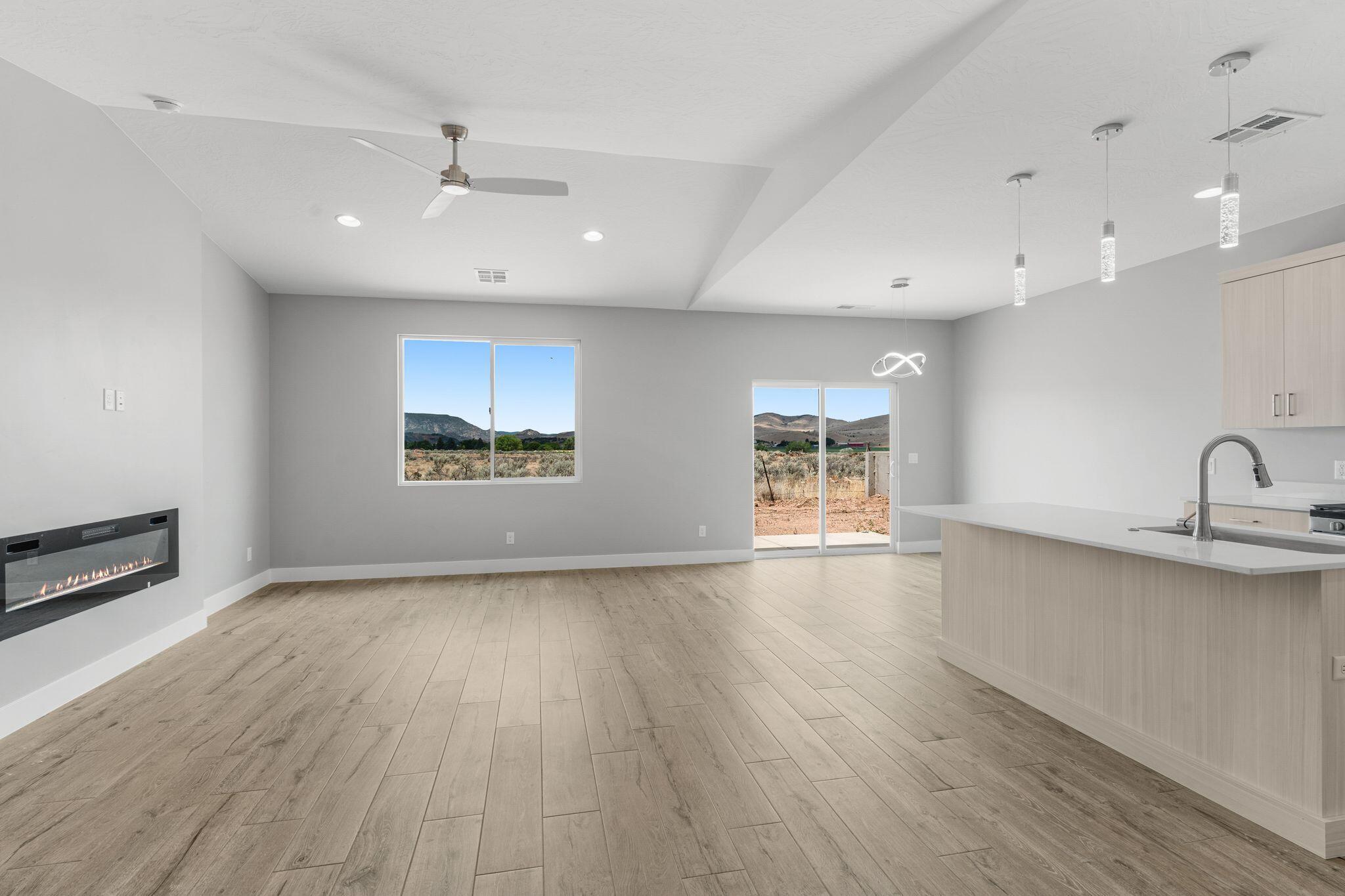 Listing images