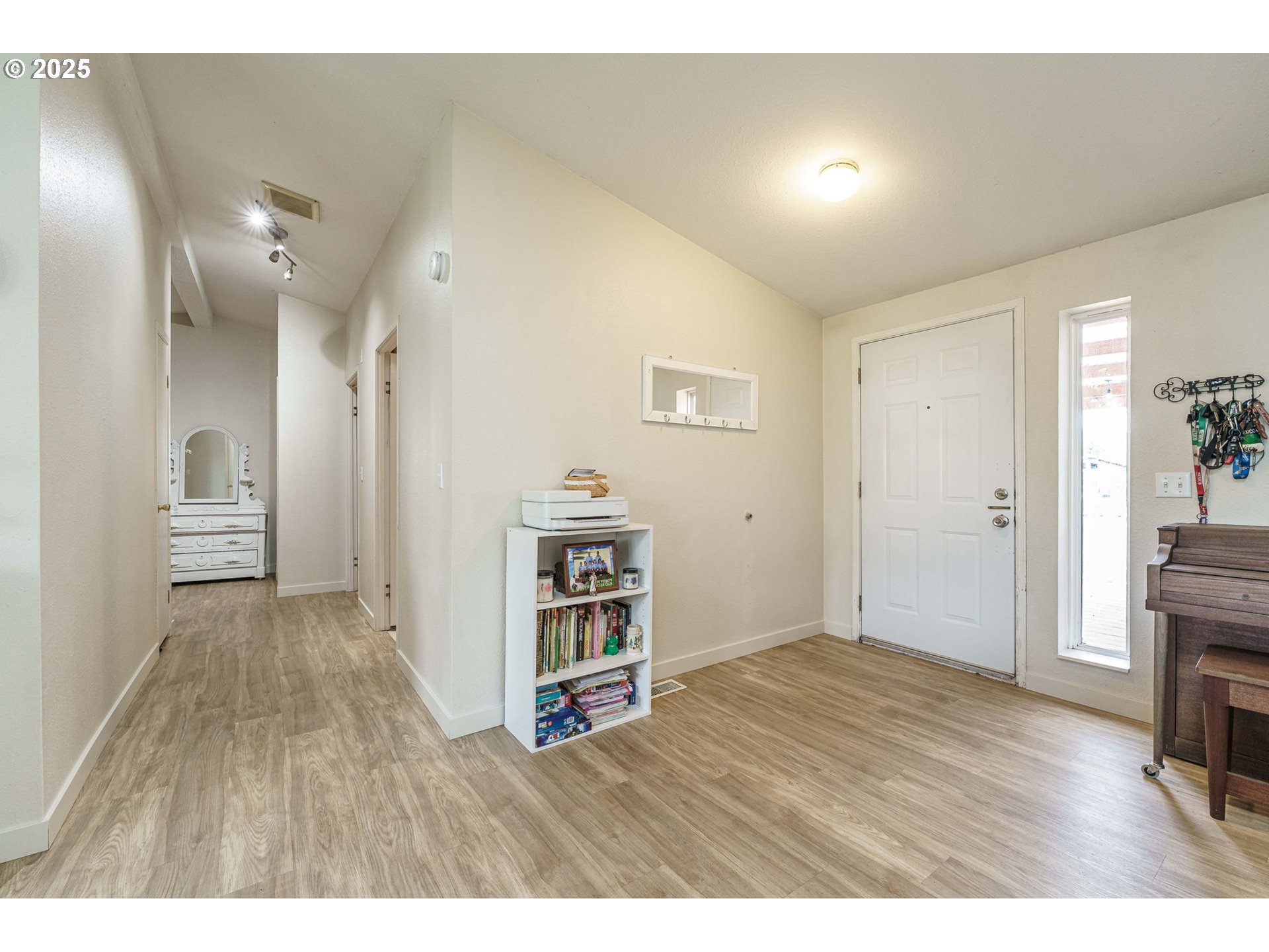 Listing images